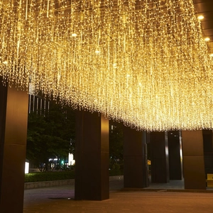 Tenda Luminosa A LED Impermeabile Ghiacciolo Cascata Luci Fatate Per Natale Esterno Matrimonio Festa Decorazione