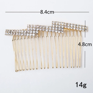 Detailed view of golden rhinestone hair comb showing 8.4cm length and 4.8cm height