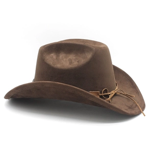 Vue détaillée d'un chapeau de cow-boy en daim marron avec corde décorative et nœud