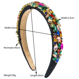 Serre-tête rembourré style baroque avec strass colorés et dimensions