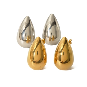 Polished waterdrop earrings set in 18K gold and silver finish stainless steel