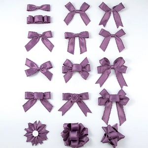Grille de 15 nœuds en ruban violet à volants et accessoires de fleurs en satin faits main