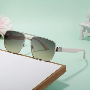 Fashion rectangular sunglasses with silver metal frames and grey gradient lenses