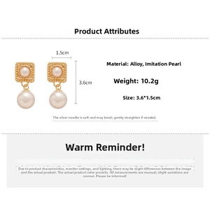 Detailed size specifications for French vintage square faux pearl gold earrings