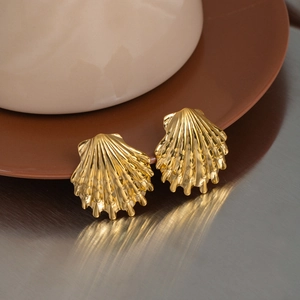 Luxurious gold seashell stud earrings with realistic textured finish in a vacation style