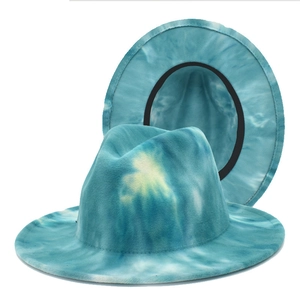 Chapeau Fedora en feutre tie-dye bleu-vert à large bord, vue de face et de l'intérieur