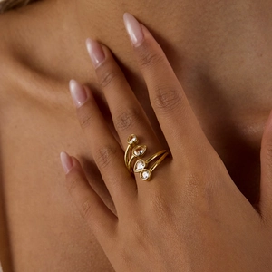 Layered 18K gold stainless steel ring set with drop-shaped and round-cut zircons