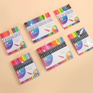 Sets de feutres aquarelle à double pointe en 12, 24 et 36 couleurs sous étui souple