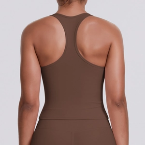 Vue arrière détaillée du gilet de sport marron dos nageur en tissu évacuant l'humidité