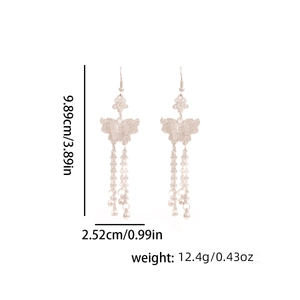 Orecchini a farfalla argentati con nappe e misure dettagliate (9,89cm di lunghezza, 12,4g)