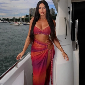 Tenue De Plage Femme Dégradé Ombre Crop Top Et Jupe Longue Fendue En Maille Bretelles Tressées Mode Vacances