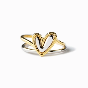 S925 sterling silver heart-shaped ring with minimalist gold and silver contrast design