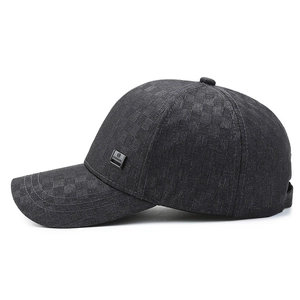 Dark gray checkered pattern baseball cap for men with stylish metal logo side plate