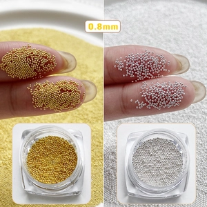 Goldene und silberne 0,8 mm Mini-Metall-Mikroperlen für DIY-Nagelkunst und Bastelarbeiten