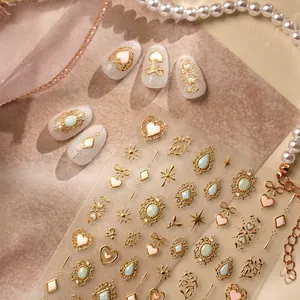 Vintage 3D Relief Nagelaufkleber Palast Stil Gold Herz Stern Edelstein Muster Vergoldung Maniküre Decals Für DIY Nagelkunst