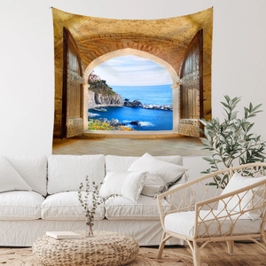 Détail d'une tapisserie méditerranéenne avec vue sur la mer depuis une arche de pierre