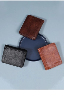 Dettaglio dei portafogli GIEBHIA in pelle PU vintage nei colori nero, marrone e beige