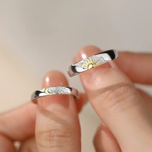 Adjustable S925 sterling silver sun and moon couple rings with elegant brushed texture