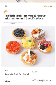 Detailansicht von sechs simulierten PVC-Obsttörtchen-Modellen mit Heidelbeer- und Mango-Stilen
