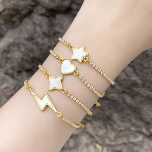 Bracelet Ajustable en Cuivre Zirconia Cœur Étoile Éclair pour Femmes Élégant Style Ins Bijoux de Mode Plaqué Or Cadeau