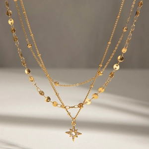 Dreilagige goldene Edelstahlkette mit runden Perlen und Hexagramm Sternanhänger