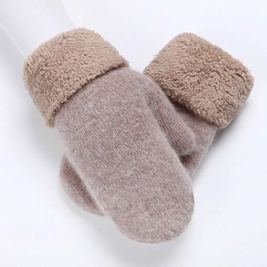 Thick knitted mittens for women with plush cuffs in beige wool for winter warmth