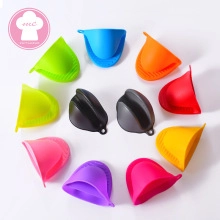 Detailed top view of colorful anti-scald silicone oven mitts with non-slip grip texture