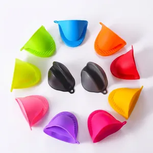 Detailed top view of colorful anti-scald silicone oven mitts with non-slip grip texture