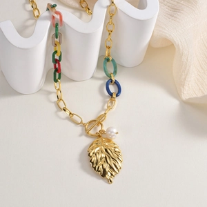 Bohemian Gold Tone Stainless Steel Leaf Pendant Necklace With Colorful Acrylic Rings And Artificial Pearl For Women Toggle Clasp