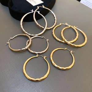 Minimalist Geometric Hoop Earrings Hammered Metal Texture Fashion For Women With Stainless Steel Earring Post
