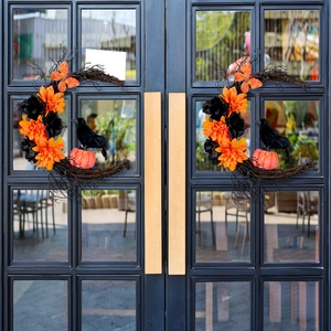 Couronne d'Halloween en lune avec corbeau noir et citrouilles orange pour décor porte