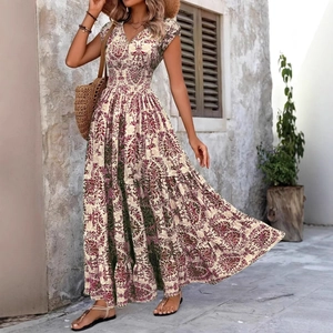 Elegant bohemian V-neck floral maxi dress with layered skirt and short sleeves