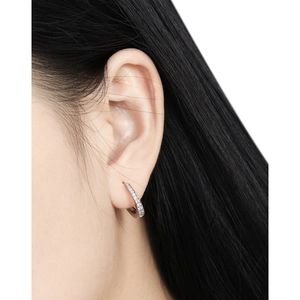 Minimalist S925 sterling silver hoop earring with side micro-inlay zircon on a female ear