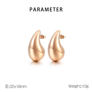 Rose gold teardrop earrings with dimensions 32x18mm and 10g weight shown on white