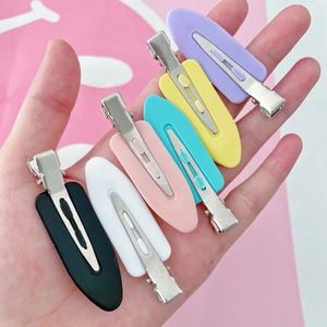 Lot de barrettes à cheveux mates macaron en noir blanc rose et jaune pour femmes