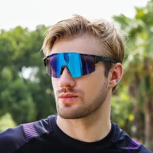 Outdoor Sports Sunglasses One-Piece PC Frame Colorful Mirrored Cycling Glasses UV400 Protection Windproof Unisex Eyewear