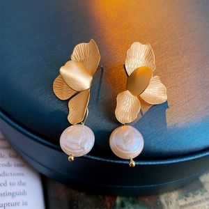 Flower Petal Drop Earrings With Freshwater Pearl And 925 Sterling Silver Earring Post Brushed Metal Jewelry For Women