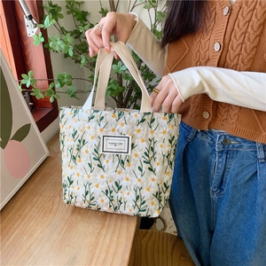 Daisy Embroidered Canvas Handbag Floral Cotton Linen Tote Bag Portable Daily Commuter Square Purse For Women