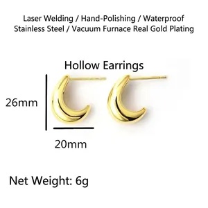 Detail of 6g hollow C-shape golden earrings made of vacuum-plated stainless steel