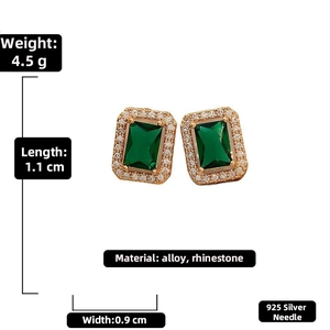 Detail of vintage square emerald rhinestone earrings with measurements and 925 silver pins