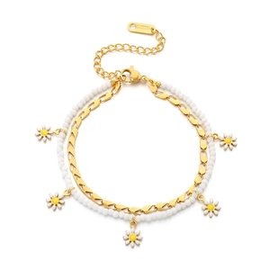 Double-layered stainless steel chain bracelet with white beads and daisy charms