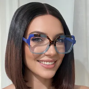 Fashionable square anti-blue light glasses with blue and tortoiseshell拼接 frames for adults
