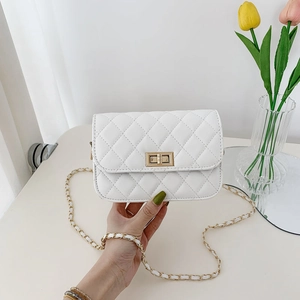 Borsa A Tracolla In Pelle PU Trapuntata Per Donna Con Chiusura Girevole In Metallo E Tracolla A Catena Mini Borsa A Spalla Chic