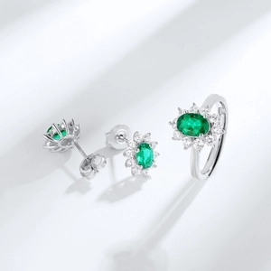 Elegant emerald gemstone earring and adjustable ring set in S925 sterling silver