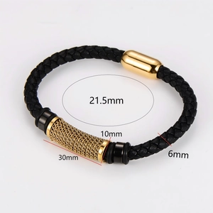 Braided leather bracelet in black and gold with magnetic clasp and 21.5mm size specs