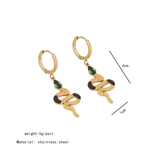 Detailed size chart for golden stainless steel snake earrings with green crystal eyes