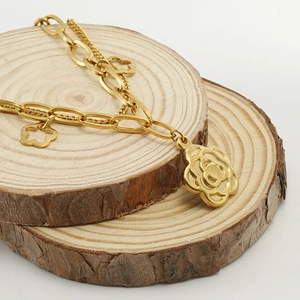 Chic 18k gold plated stainless steel double layer bracelet with camellia flower pendant