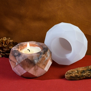 Faceted geometric silicone mold for DIY aromatherapy candles and plaster crafts