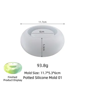 Dettaglio dello stampo tondo in silicone per portacandele in resina con misure e dimensioni