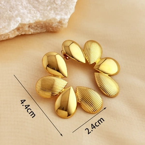 French vintage striped gold flower earrings with polished and brushed petals